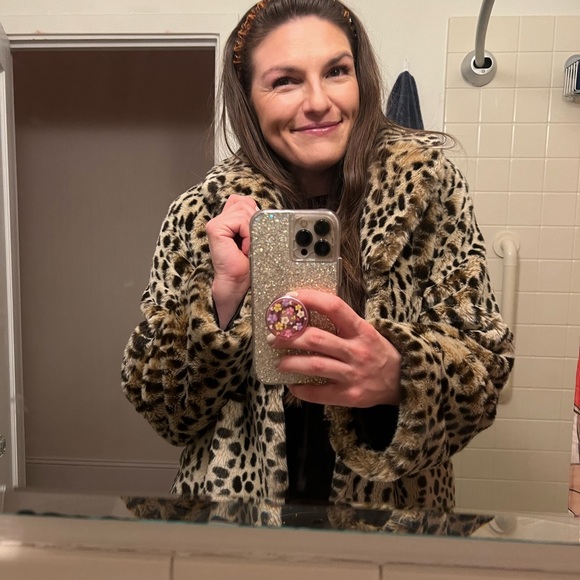 Meet your Posher, Sophie - Picture 7 of 7